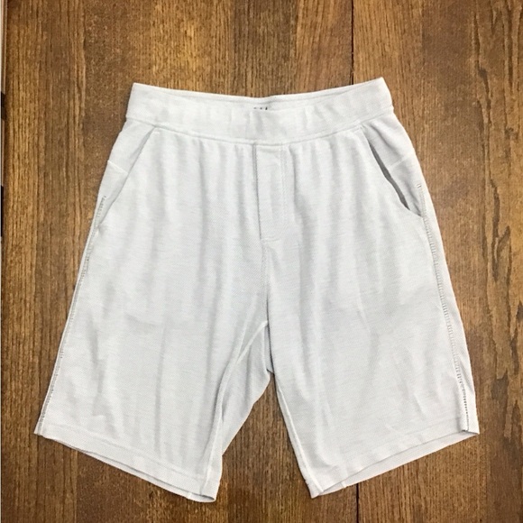 🍋Mens Lululemon 9.5" Shorts - Picture 2 of 7